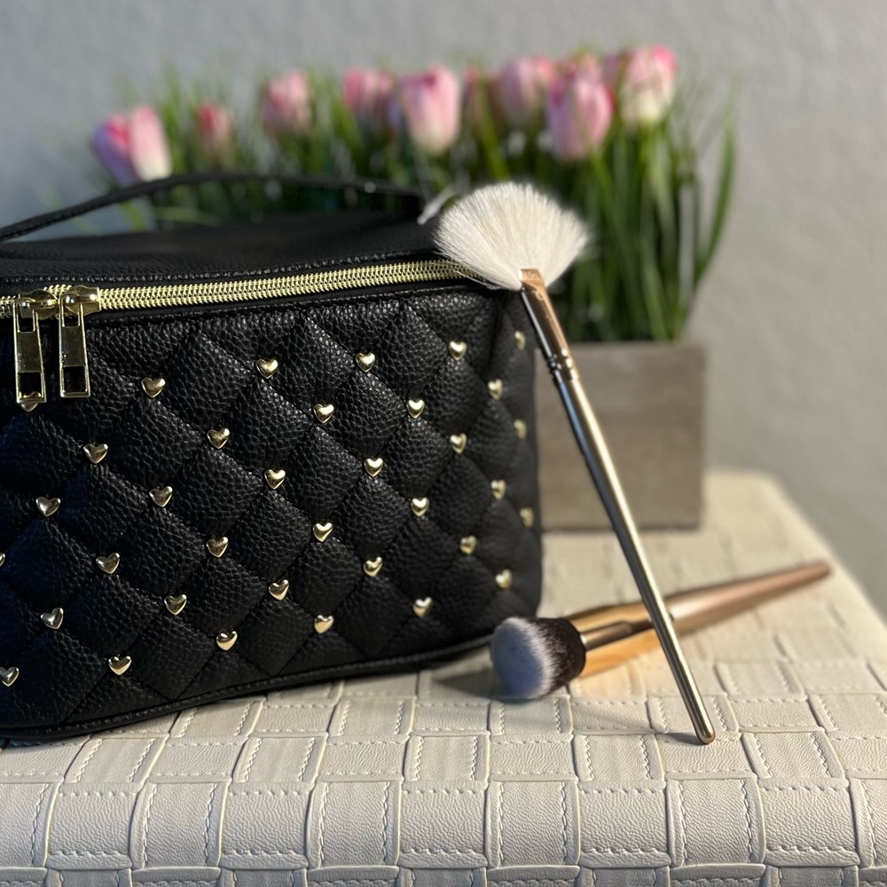 Makeup Bag (Black)